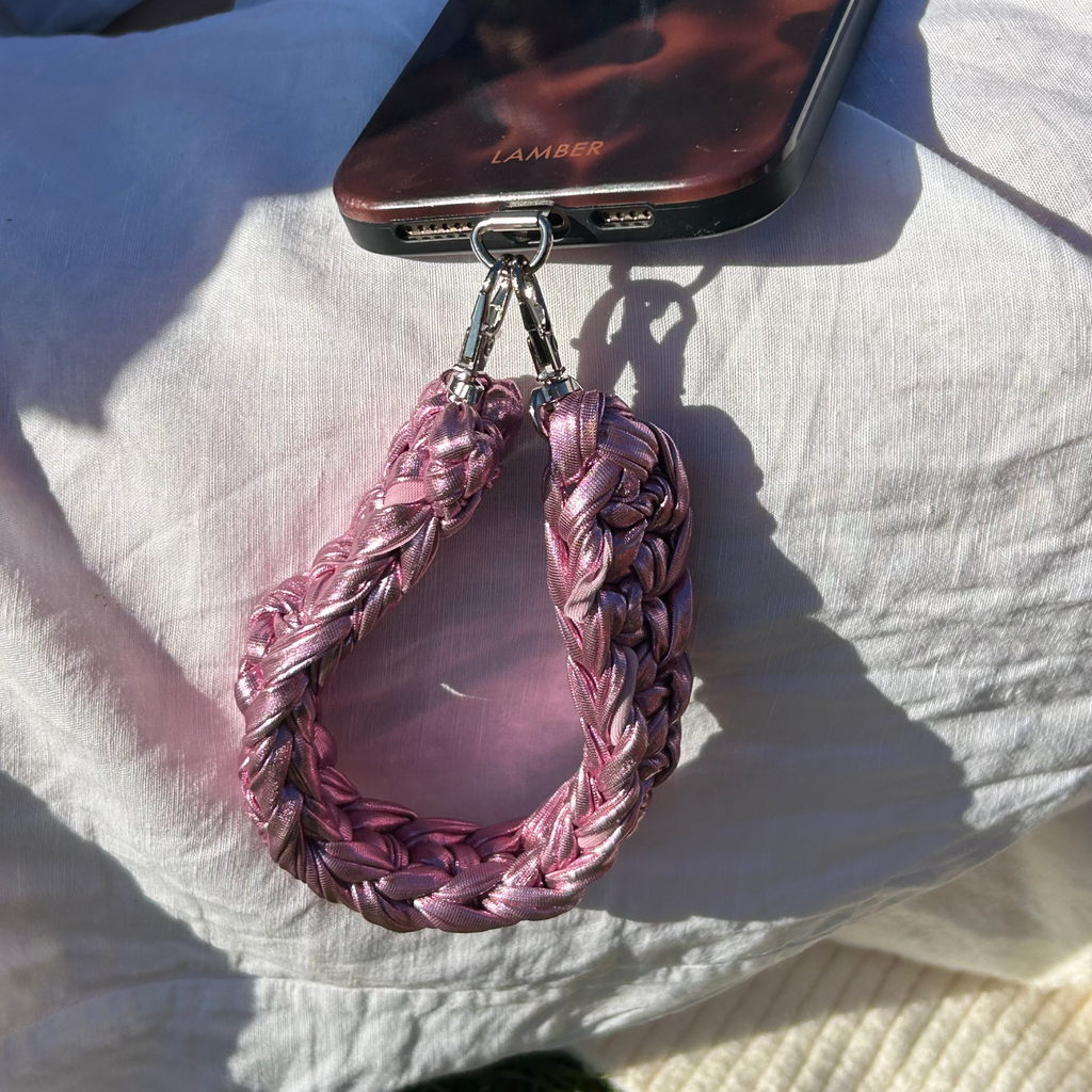 CHROME PINK CROCHET PHONE STRAP