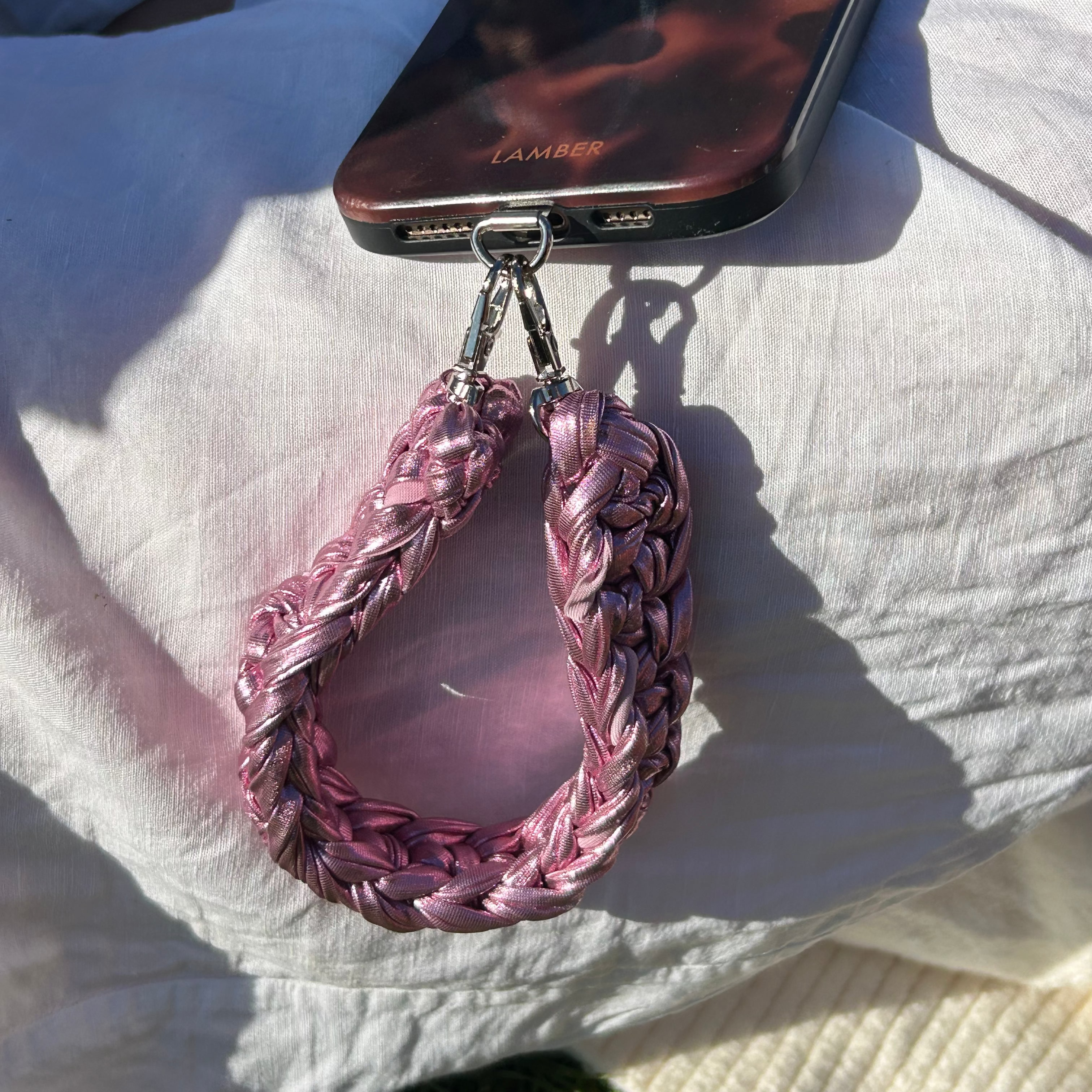 CHROME PINK CROCHET PHONE STRAP